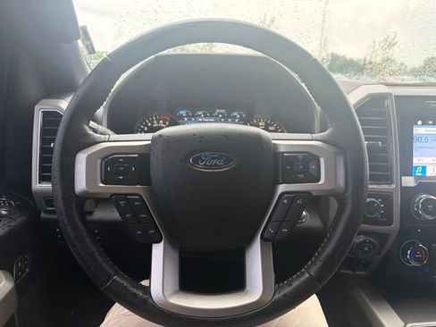 Used 2017 Ford F150 Lariat AWD/4WD image 53