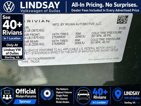 Used 2025 Rivian R1T Premium AWD/4WD image 27