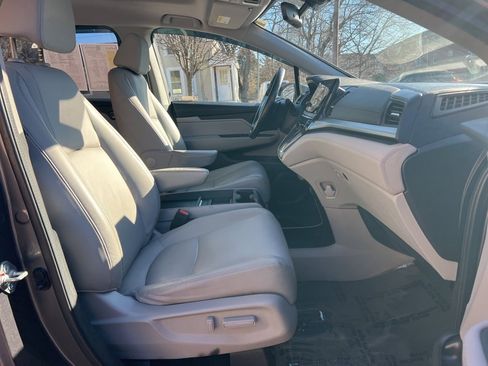 Used 2018 Honda Odyssey EX-L image 24