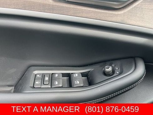 New 2026 Jeep Grand Cherokee Altitude AWD/4WD image 15