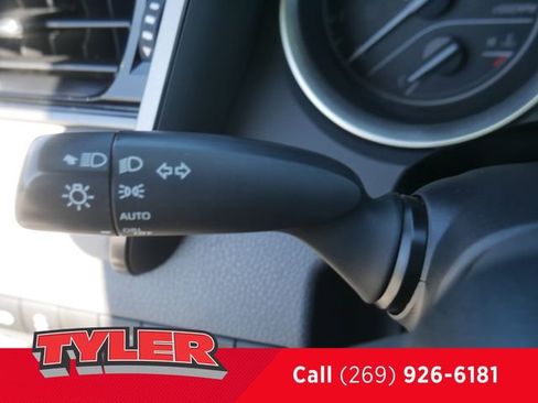 Used 2021 Toyota Camry LE FWD image 22