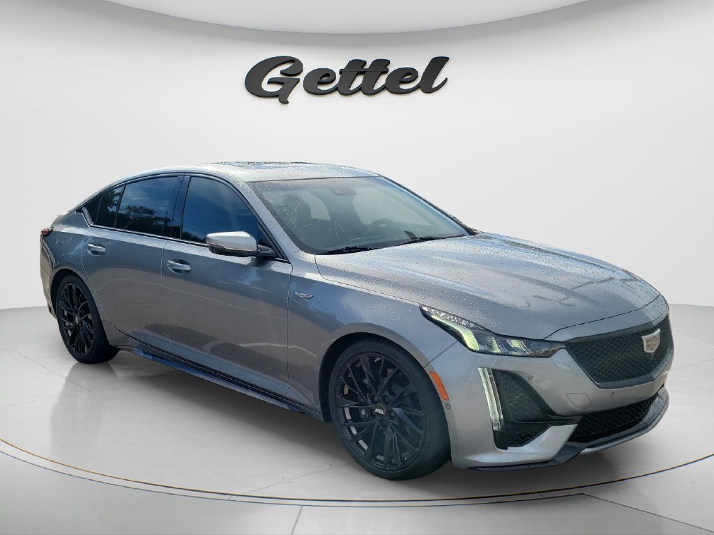 Used 2023 Cadillac CT5 V w/ Platinum Package RWD image 3