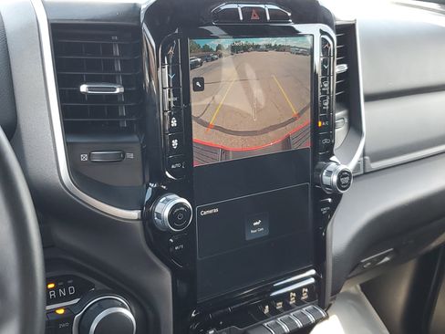 Used 2024 RAM 2500 Big Horn w/ Night Edition image 18