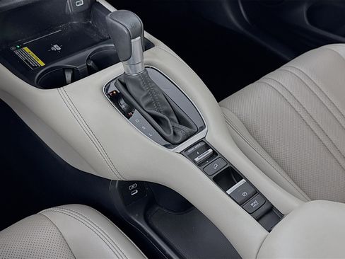 Certified 2024 Honda HR-V EX-L image 16