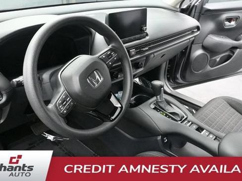 Used 2023 Honda HR-V LX image 10