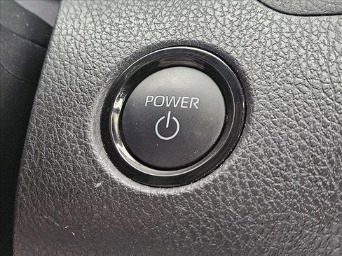 Used 2025 Toyota Camry SE image 16