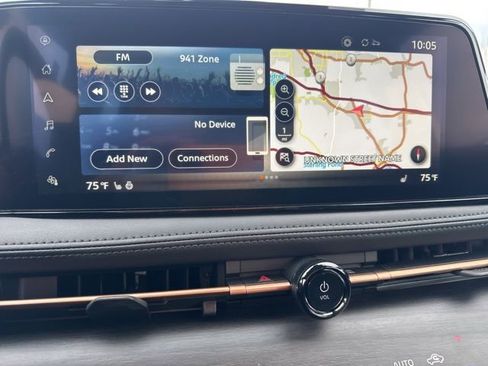 Used 2024 Nissan Ariya AWD image 29