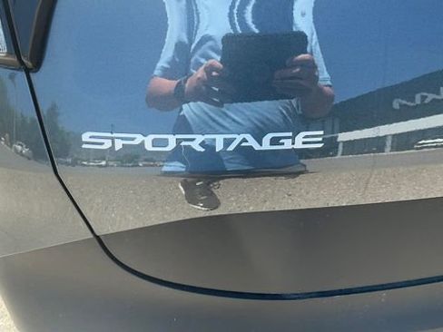 Certified 2025 Kia Sportage EX w/ EX Premium Package image 12