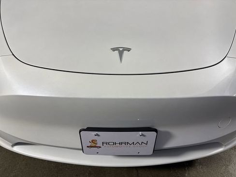 Used 2024 Tesla Model Y Long Range image 26