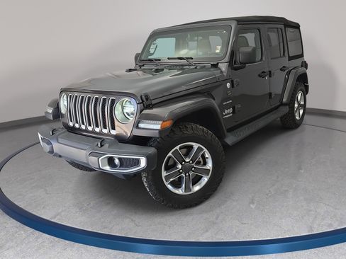 Used 2021 Jeep Wrangler Unlimited Sahara image 1