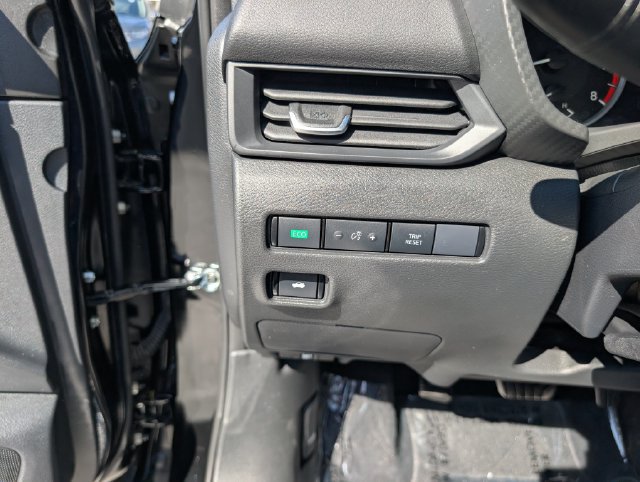 Used 2025 Nissan Sentra S FWD image 19