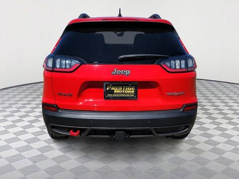 Used 2019 Jeep Cherokee Trailhawk w/ Cold Weather Group image 6
