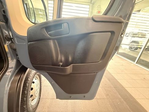 Used 2020 RAM ProMaster 3500 image 17