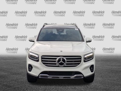 New 2025 Mercedes-Benz GLB 250 image 3