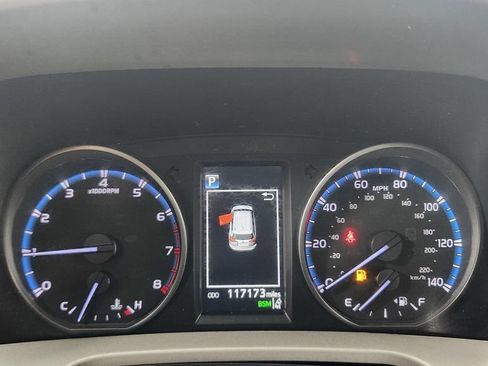 Used 2018 Toyota RAV4 Adventure AWD/4WD image 22