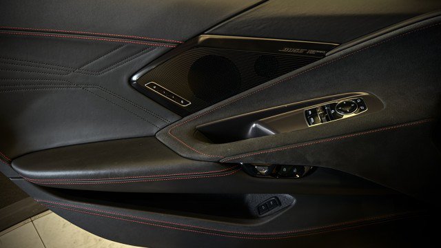 Used 2025 Chevrolet Corvette E-Ray w/ Stealth Interior Trim Package AWD/4WD image 16