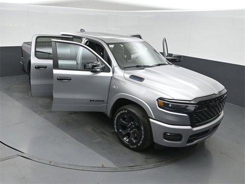 New 2026 RAM 1500 4x4 Crew Cab image 49