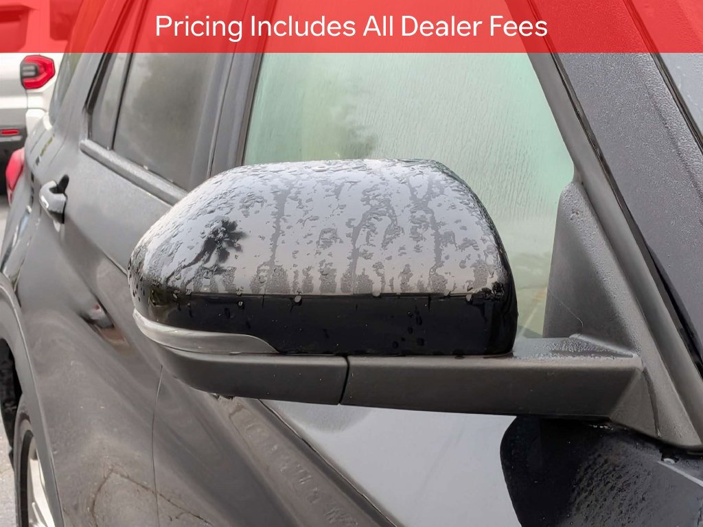 Used 2022 Ford Explorer Limited w/ Equipment Group 301A RWD image 12