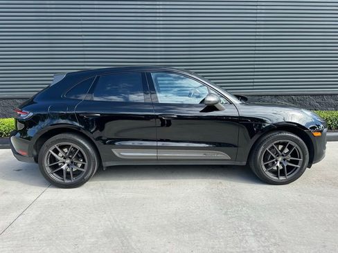 Certified 2023 Porsche Macan Turbo image 10