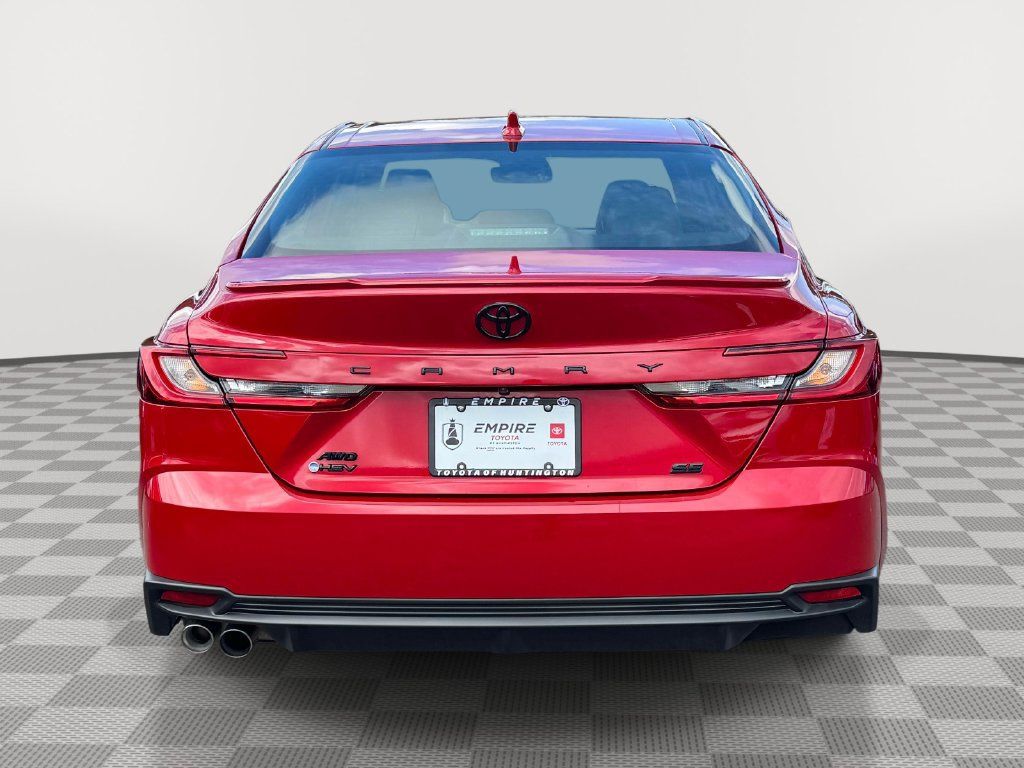 Used 2026 Toyota Camry SE w/ Convenience Package AWD/4WD image 5