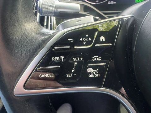 Used 2021 Mercedes-Benz S 580 4MATIC Sedan w/ AMG Line image 44