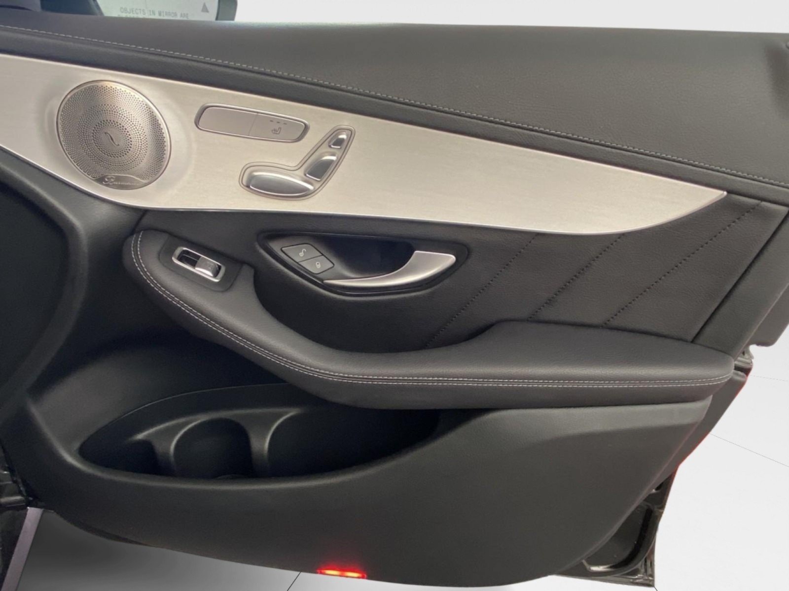 Used 2023 Mercedes-Benz GLC 300 4MATIC Coupe image 7