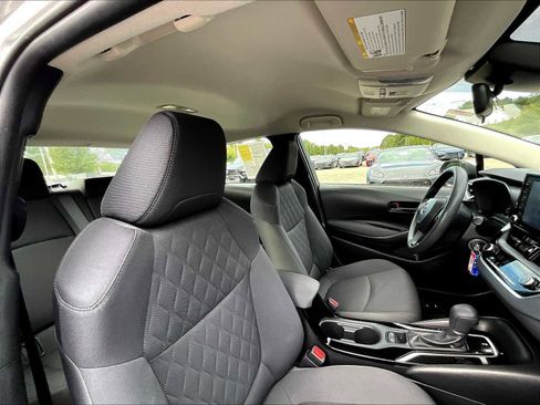 Used 2022 Toyota Corolla LE image 22