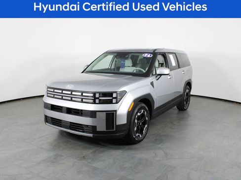 Certified 2026 Hyundai Santa Fe SE image 2