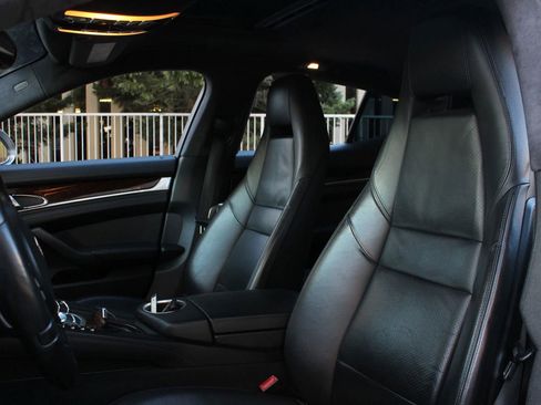Used 2010 Porsche Panamera Turbo AWD/4WD image 15