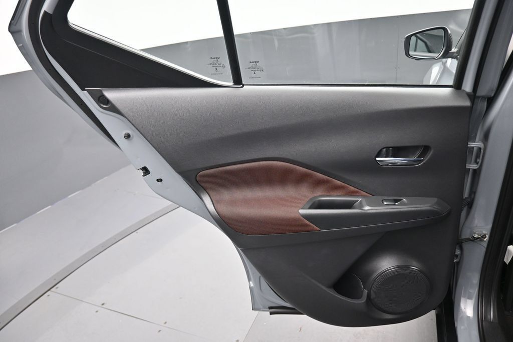 Used 2023 Nissan Kicks SR FWD image 30