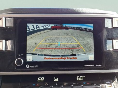 Used 2022 Toyota Tundra SR5 w/ SR5 Premium Package image 20