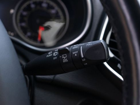 Used 2019 Jeep Cherokee Limited AWD/4WD image 24