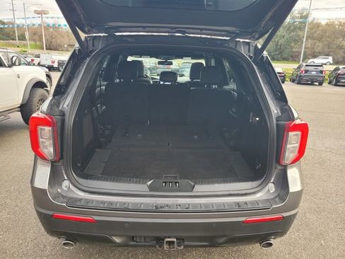 Certified 2022 Ford Explorer ST-Line w/ Class IV Trailer Tow Package image 8