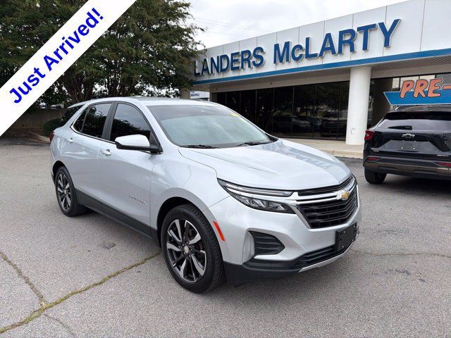 Used 2022 Chevrolet Equinox LT FWD image 1
