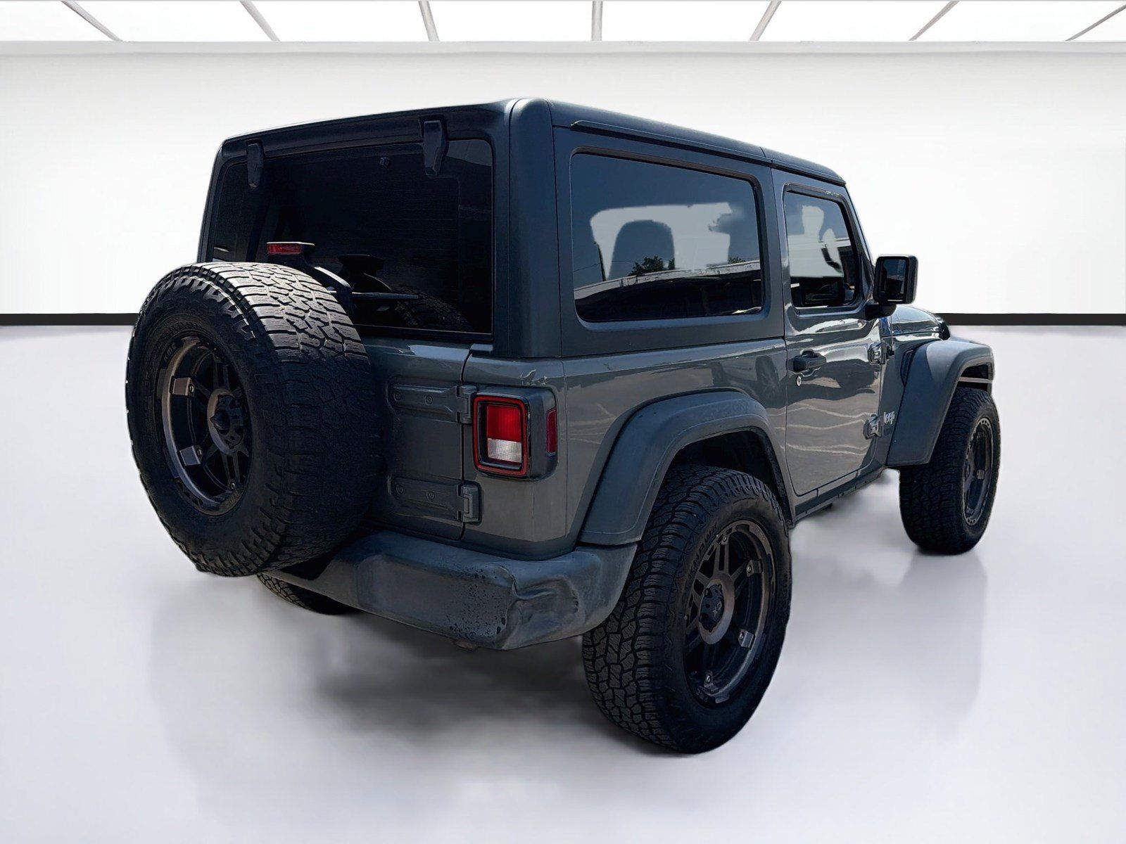 Used 2020 Jeep Wrangler Sport AWD/4WD image 4