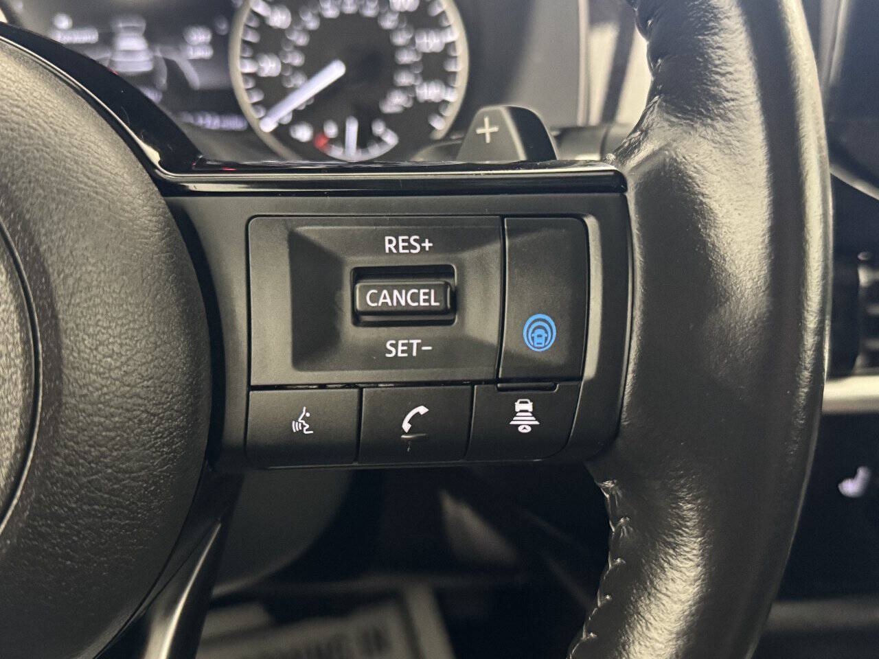 Used 2022 Nissan Pathfinder S AWD/4WD image 30