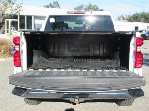 Used 2020 Chevrolet Silverado 1500 LT image 6