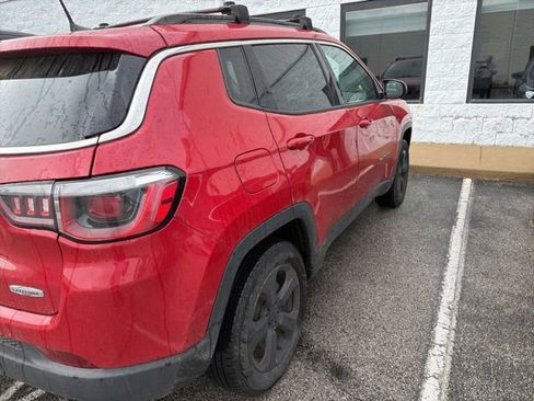 Used 2018 Jeep Compass Latitude w/ Popular Equipment Group AWD/4WD image 6
