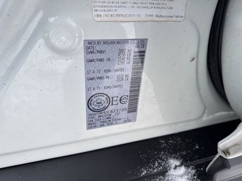 Used 2018 Nissan Rogue S image 29