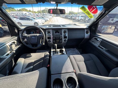 Used 2017 Ford Expedition XLT AWD/4WD image 16