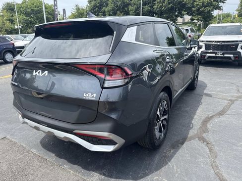 Used 2023 Kia Sportage EX FWD image 7