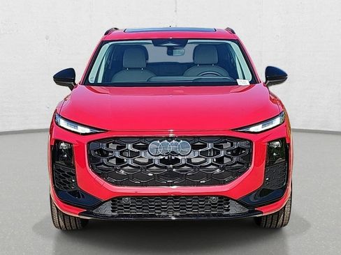 New 2026 Audi Q3 quattro 2.0T AWD/4WD image 2