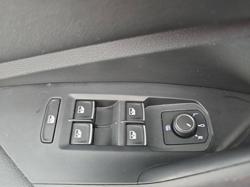 Used 2023 Volkswagen Jetta Sport FWD image 27