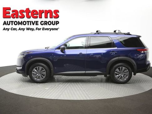 Used 2023 Nissan Pathfinder SV AWD/4WD image 63