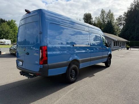 Used 2025 Mercedes-Benz Sprinter 2500 image 5