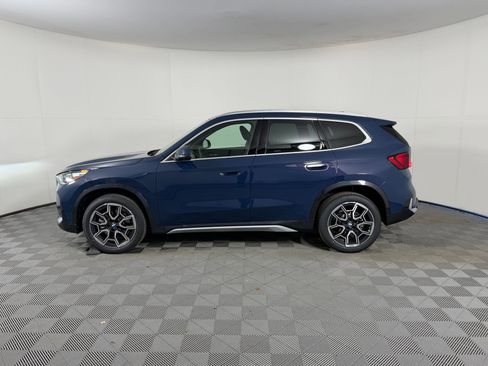 Used 2026 BMW X1 xDrive28i w/ Technology Package AWD/4WD image 2