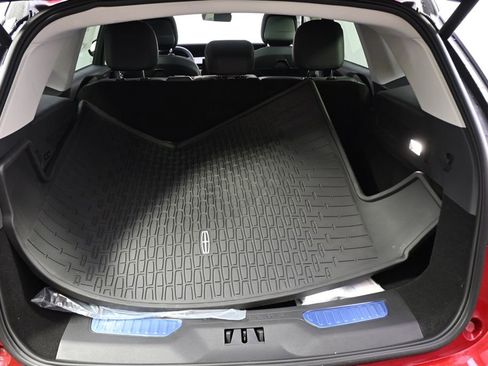 New 2026 Lincoln Nautilus Reserve w/ Jet Appearance Package image 19