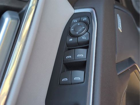 Used 2023 Chevrolet Silverado 1500 LTZ w/ LTZ Premium Package image 16