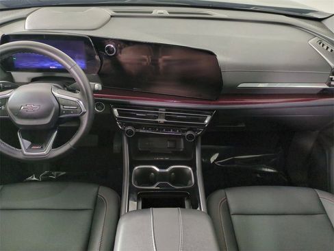 Certified 2025 Chevrolet Traverse Z71 w/ Driver Confidence Package image 21