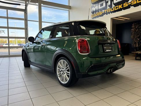 Used 2022 MINI Cooper S image 4